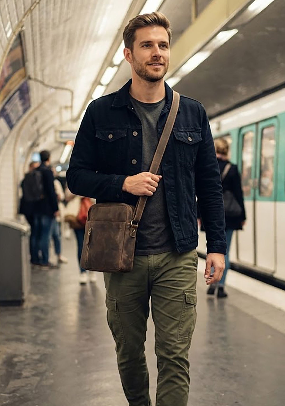 Bullz Hunter leather Sling bag SB-HTR-02